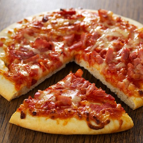 Asda Cheese + Ham Pizza 111g