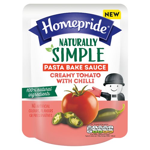 Homepride Naturally Simple Pasta Bake Sauce Creamy Tomato with Chilli